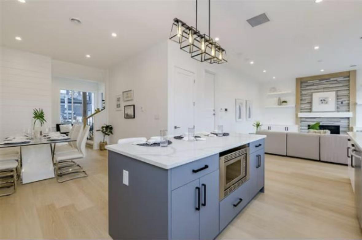 14907 35a Avenue, Surrey, British Columbia  V3Z 0Y7 - Photo 5 - R3126738