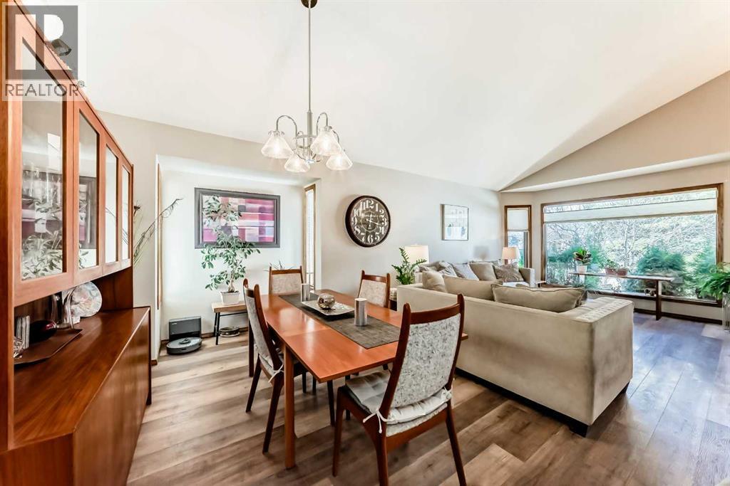 36 Shannon Road SW, Calgary, Alberta  T2Y 2z6 - Photo 10 - A2303675