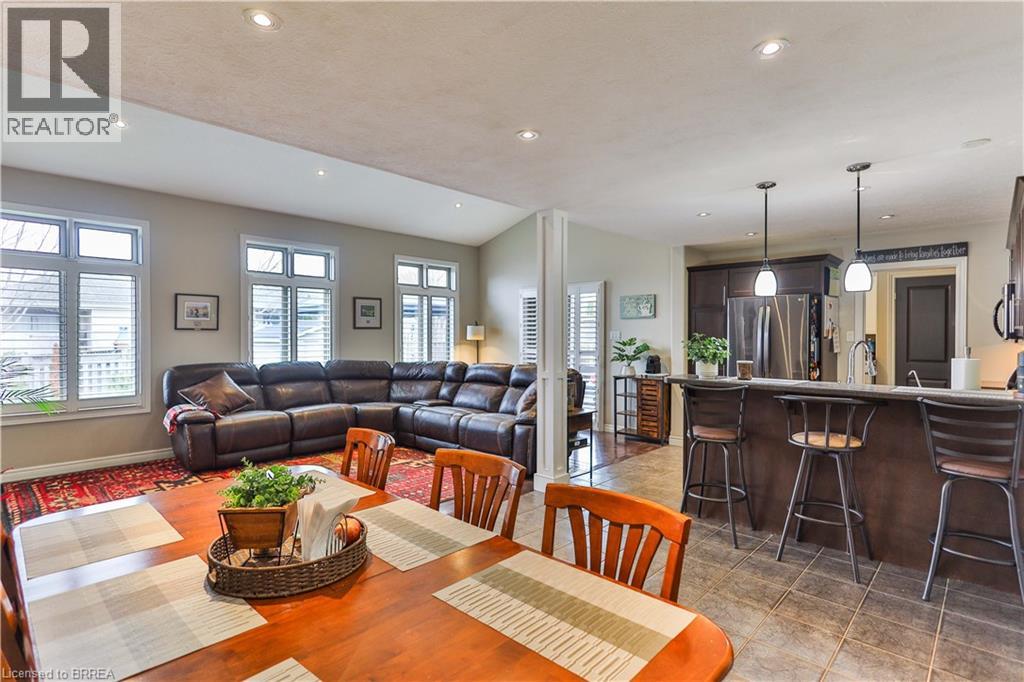 55 Fisher Street, Brantford, Ontario  N3T 0G4 - Photo 9 - 40820133
