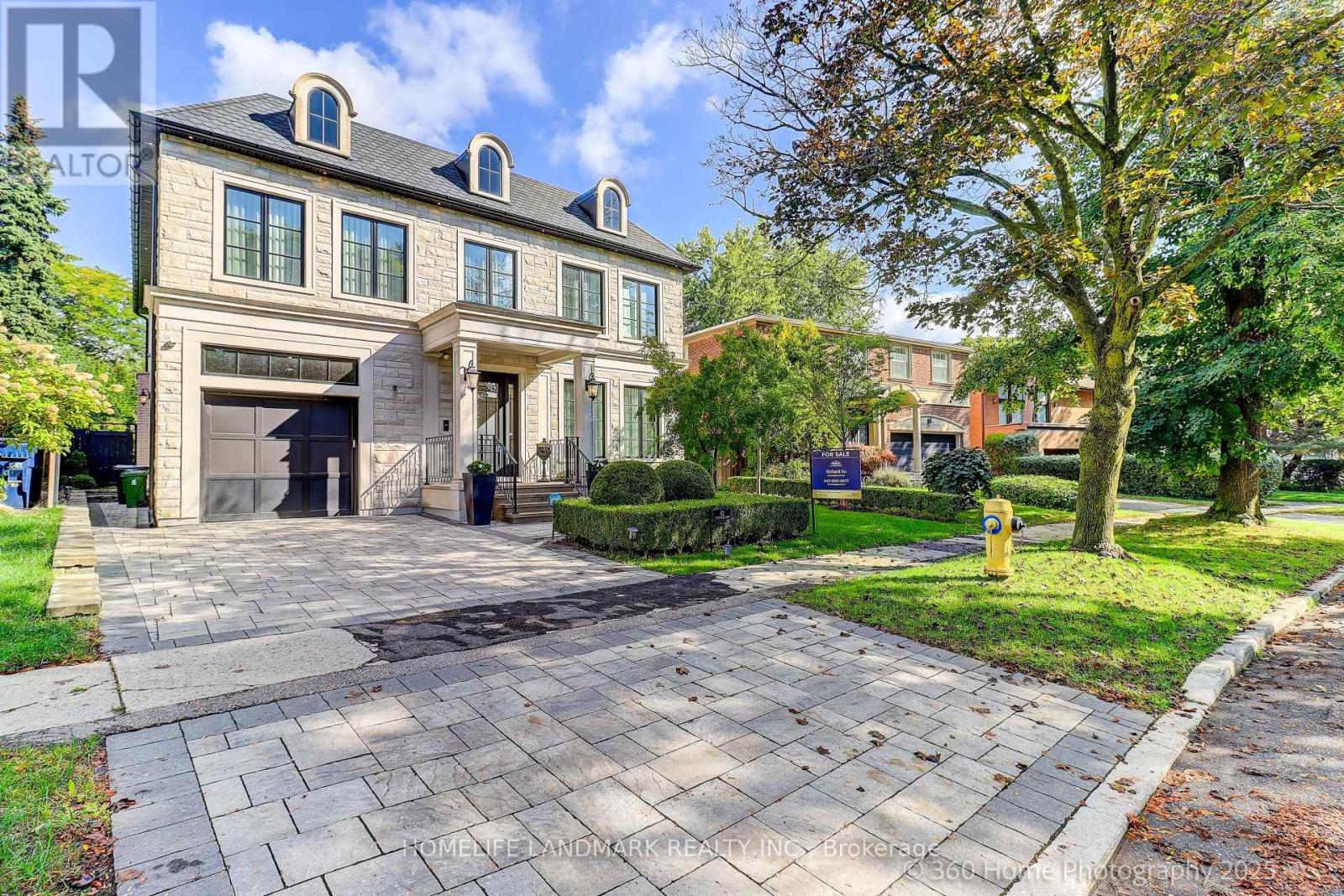 42 Foursome Crescent, Toronto, Ontario  M2P 1W3 - Photo 2 - C11952601