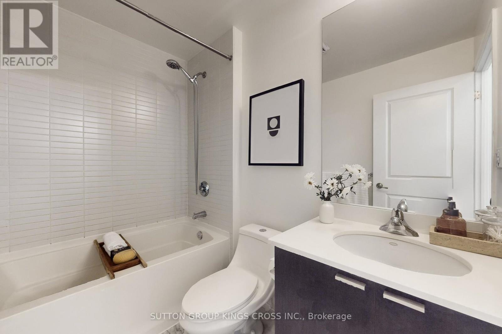 1112 - 35 Hayden Street, Toronto, Ontario  M4Y 3C3 - Photo 13 - C13075032