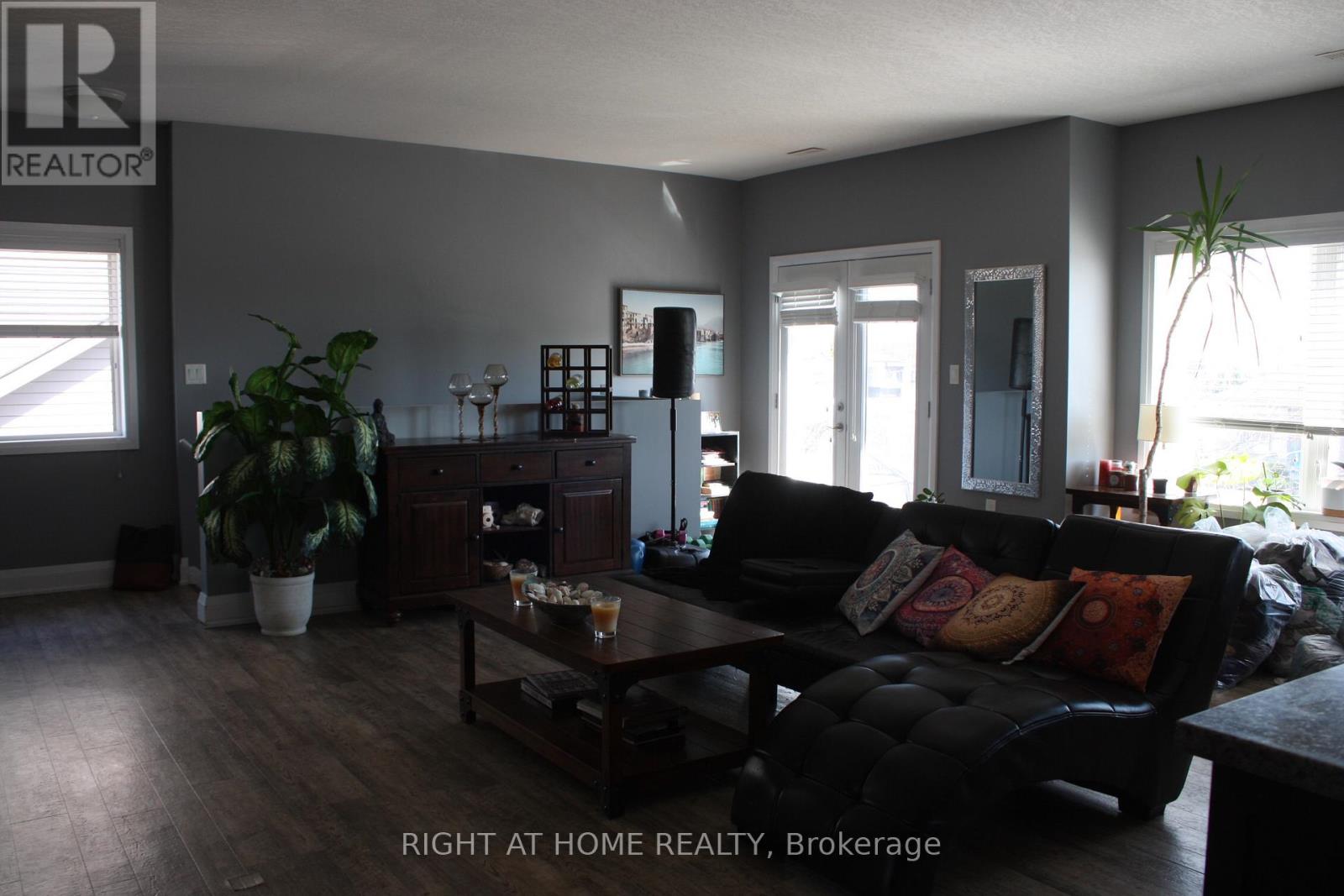 3937 Wood Avenue, Severn, Ontario  L3V 0T9 - Photo 7 - S13083986