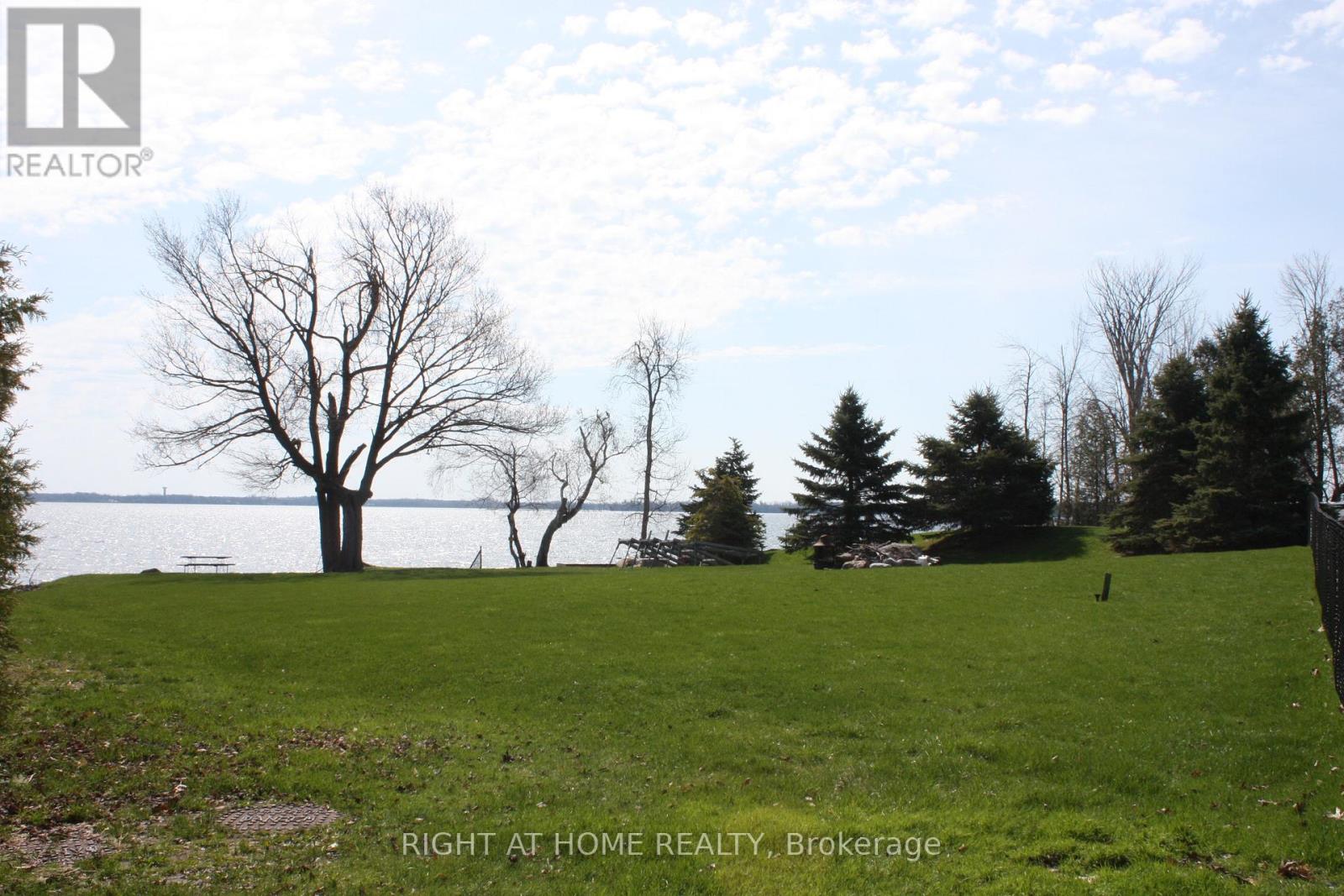 3937 Wood Avenue, Severn, Ontario  L3V 0T9 - Photo 3 - S13083986
