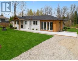 8892 BEACHWOOD ROAD, Wasaga Beach, Ontario