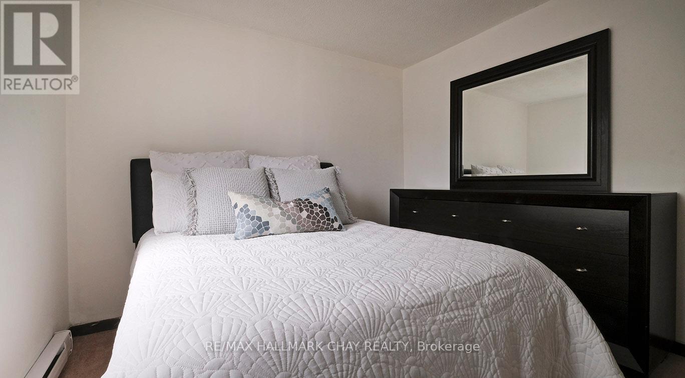 9 Second Street, Tiny, Ontario  L0L 2J0 - Photo 18 - S13085228