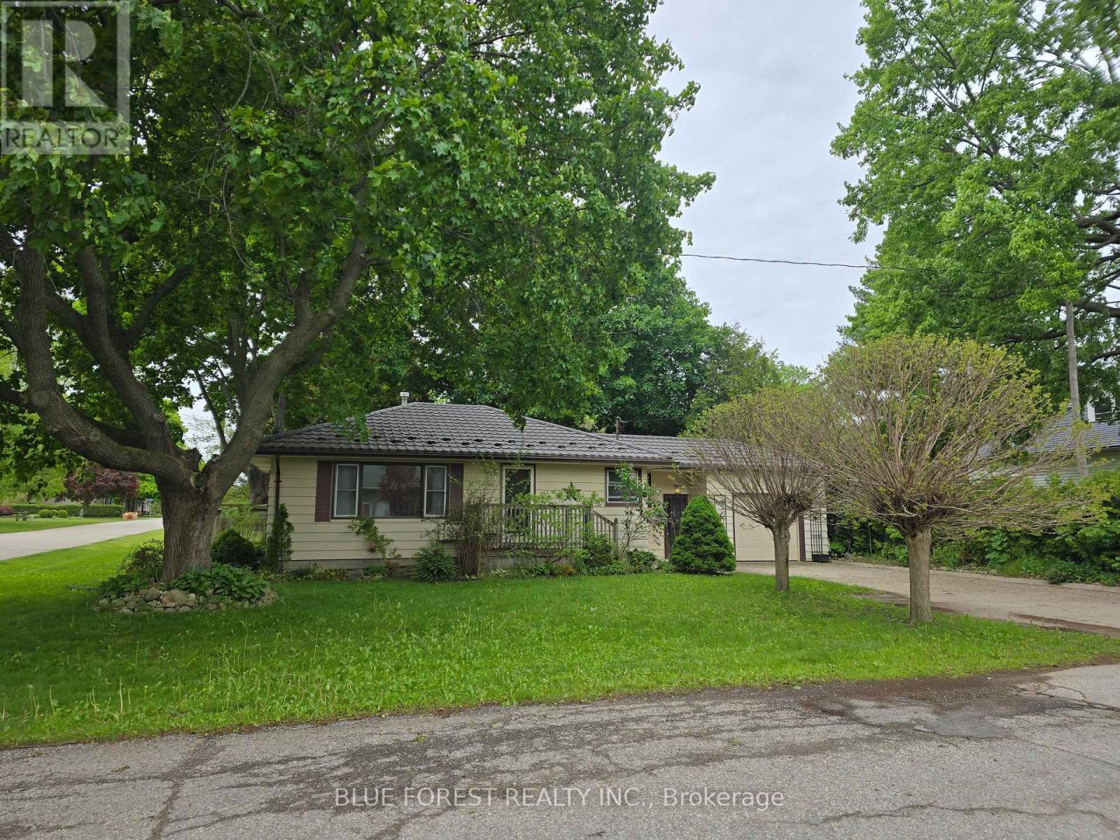 234 FLORA STREET, West Elgin, Ontario