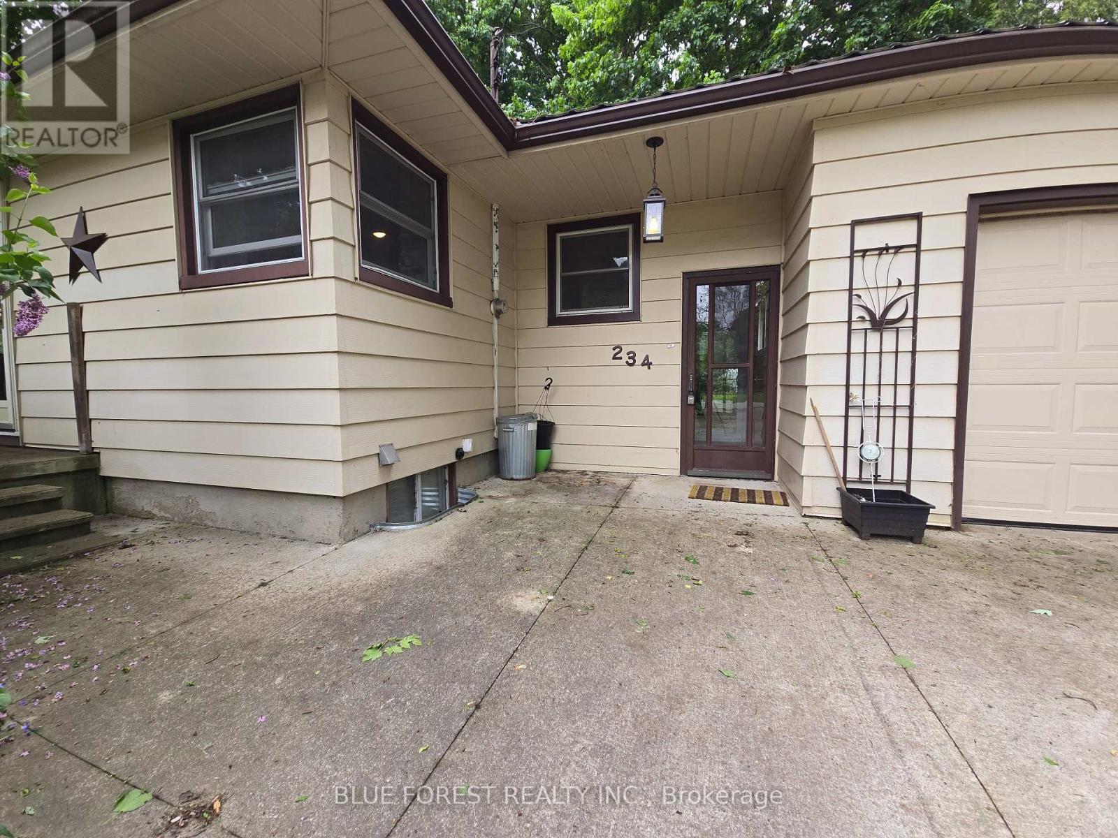 234 Flora Street, West Elgin, Ontario  N0L 2C0 - Photo 10 - X13159744