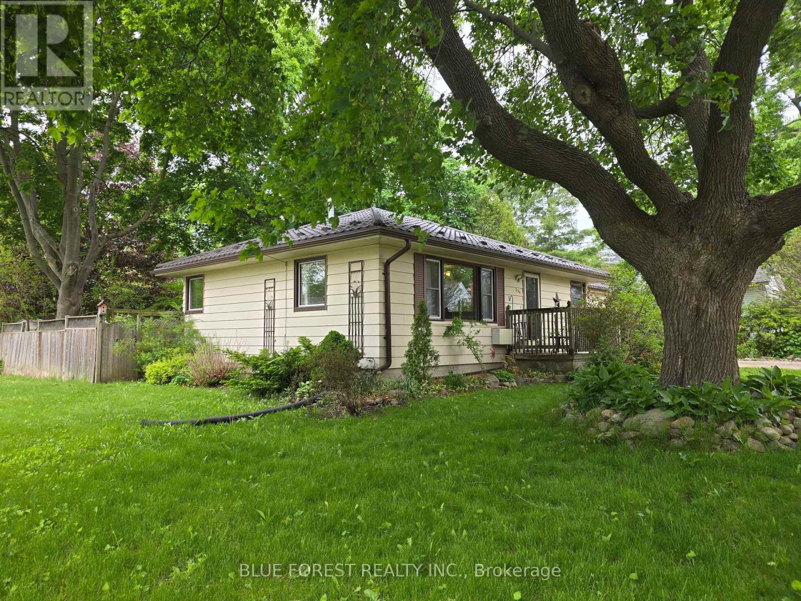 234 Flora Street, West Elgin, Ontario  N0L 2C0 - Photo 5 - X13159744