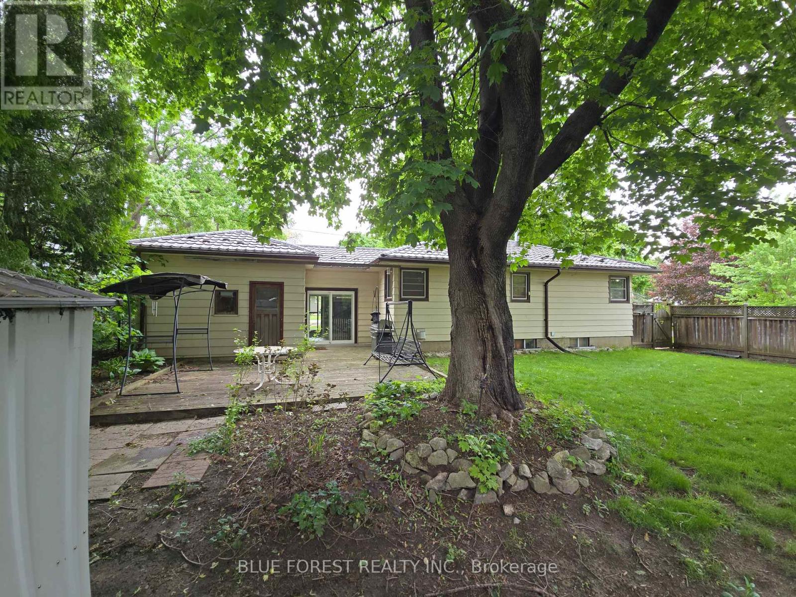 234 Flora Street, West Elgin, Ontario  N0L 2C0 - Photo 8 - X13159744