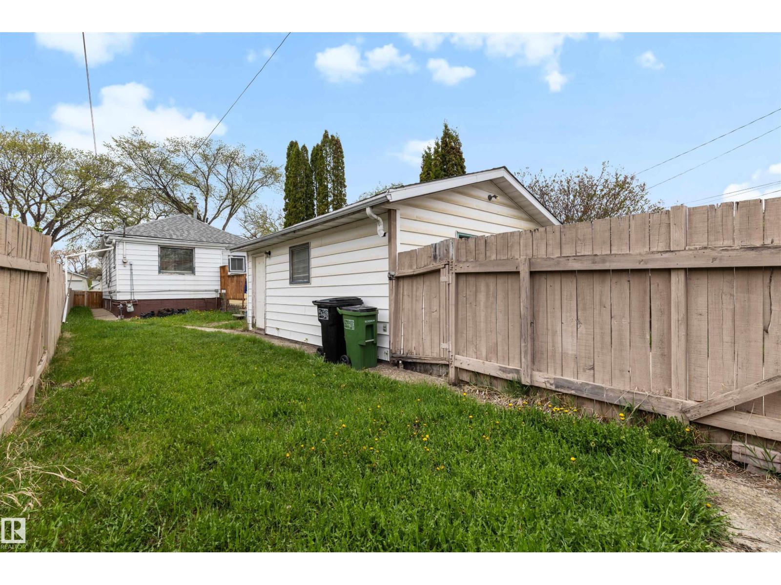 11417 91 St NW, Edmonton, Alberta  T5B 4A6 - Photo 33 - E4489267