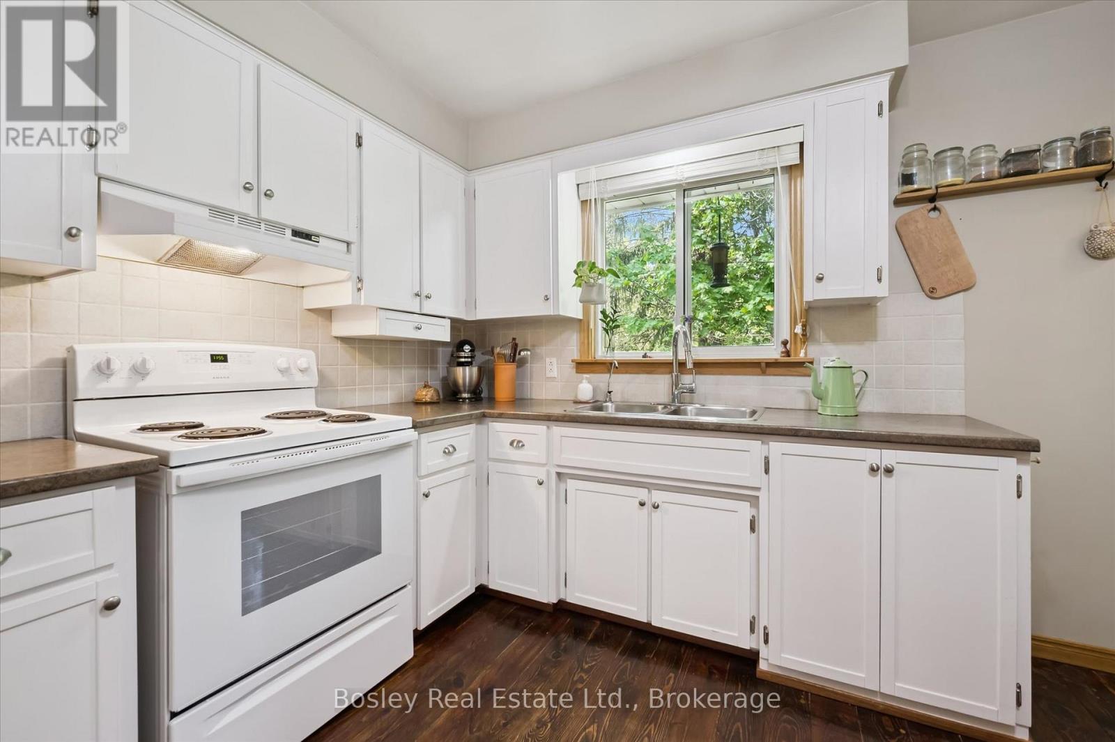 70 Mcnab Street E, Centre Wellington, Ontario  N0B 1S0 - Photo 17 - X13153418