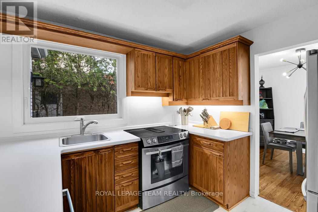 106 Chesterton Drive, Ottawa, Ontario  K2E 5T6 - Photo 13 - X13159696