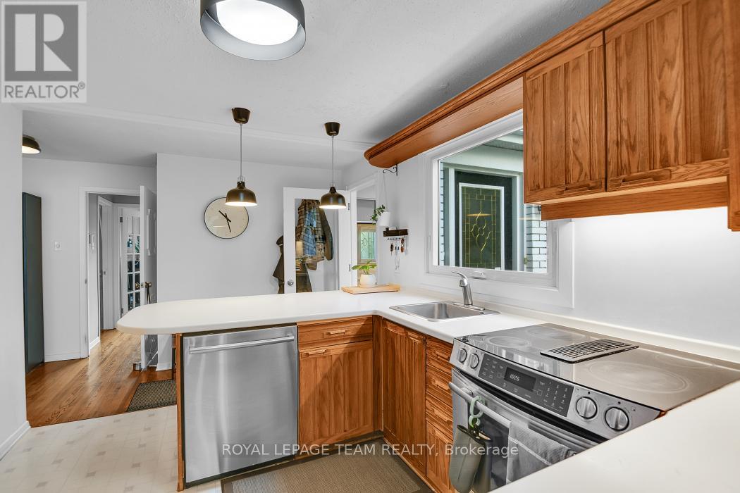 106 Chesterton Drive, Ottawa, Ontario  K2E 5T6 - Photo 14 - X13159696