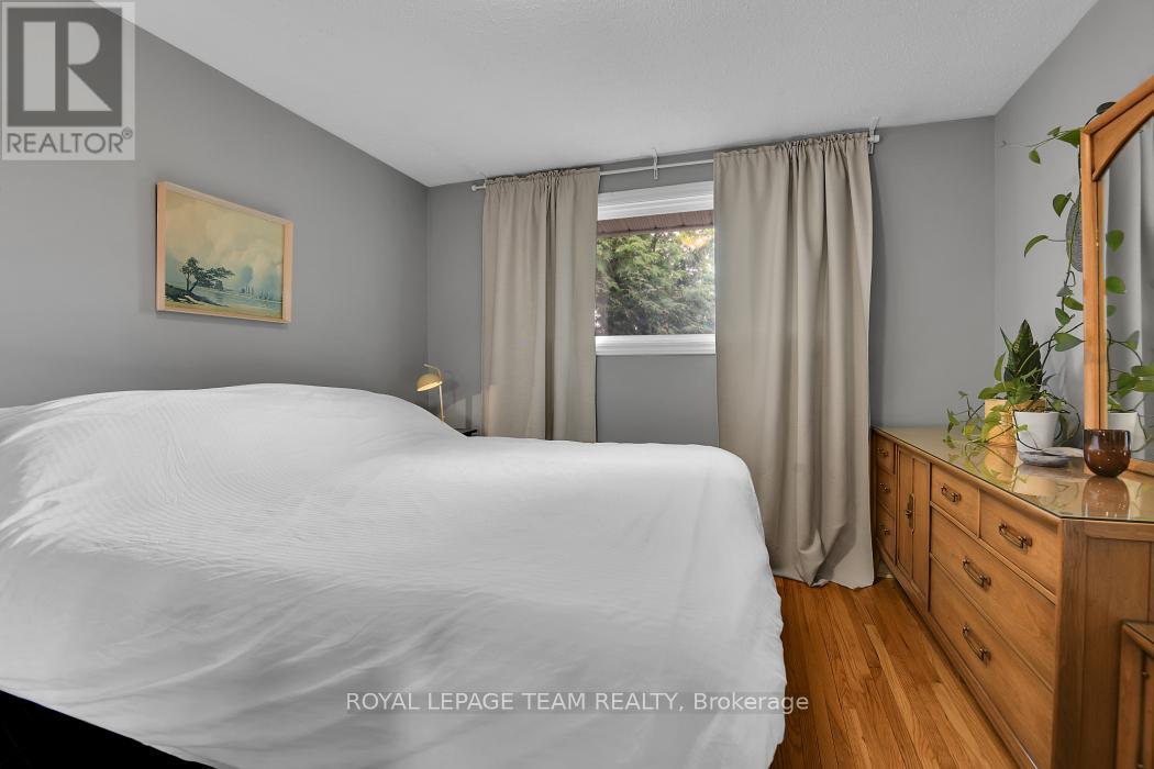 106 Chesterton Drive, Ottawa, Ontario  K2E 5T6 - Photo 17 - X13159696