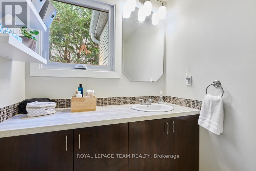 106 Chesterton Drive, Ottawa, Ontario  K2E 5T6 - Photo 20 - X13159696