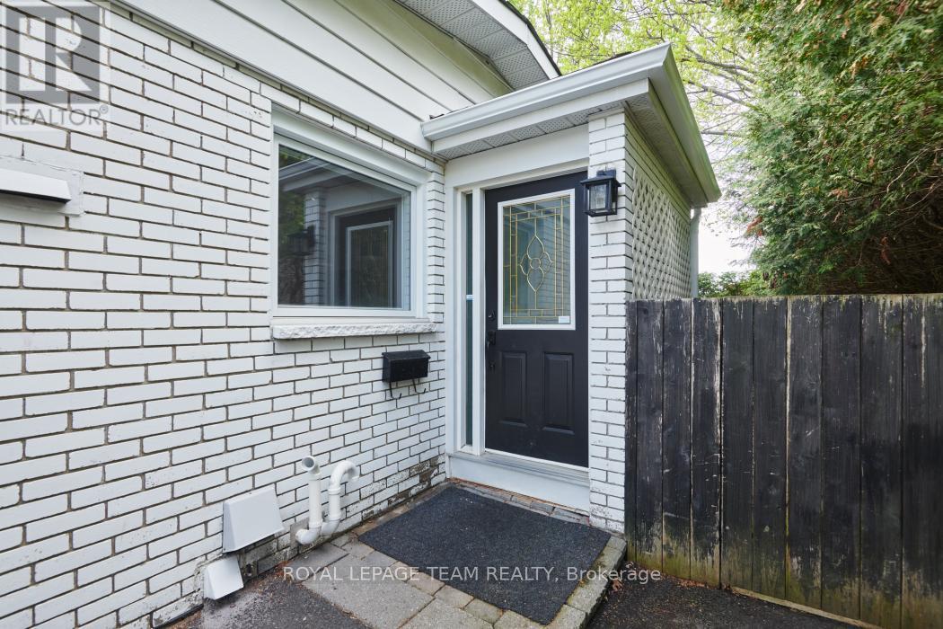 106 Chesterton Drive, Ottawa, Ontario  K2E 5T6 - Photo 3 - X13159696