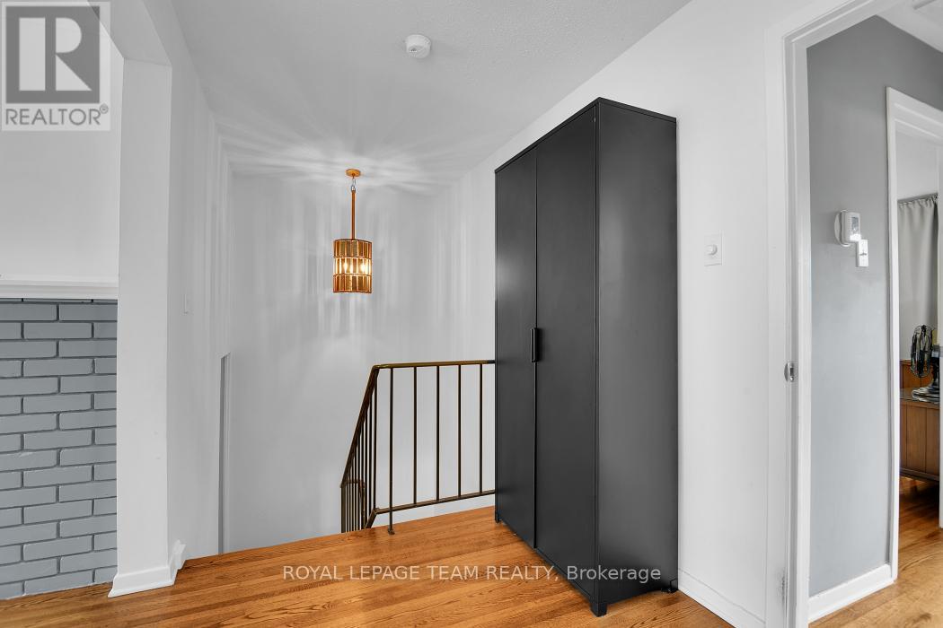 106 Chesterton Drive, Ottawa, Ontario  K2E 5T6 - Photo 6 - X13159696