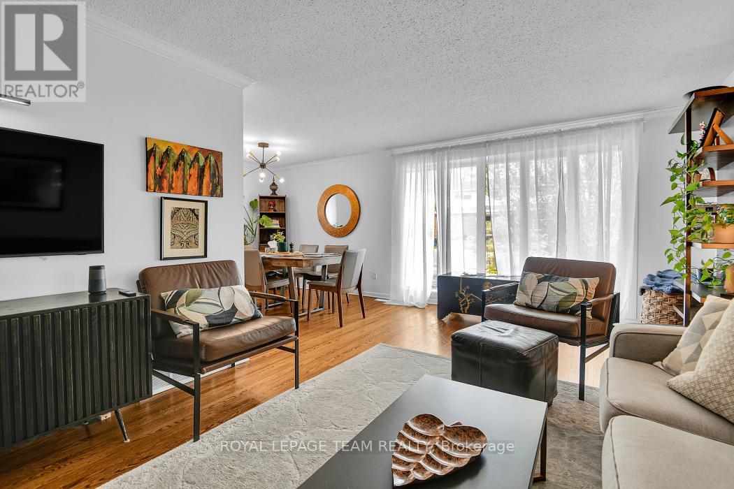106 Chesterton Drive, Ottawa, Ontario  K2E 5T6 - Photo 8 - X13159696