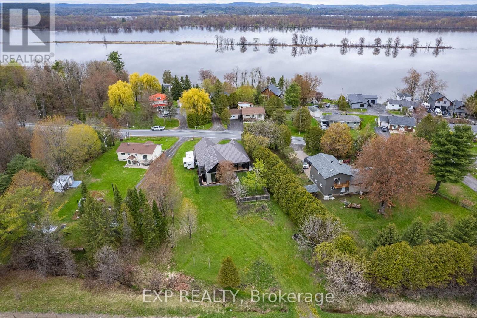3568 Principale Street, Alfred And Plantagenet, Ontario  K0A 3K0 - Photo 3 - X13159740
