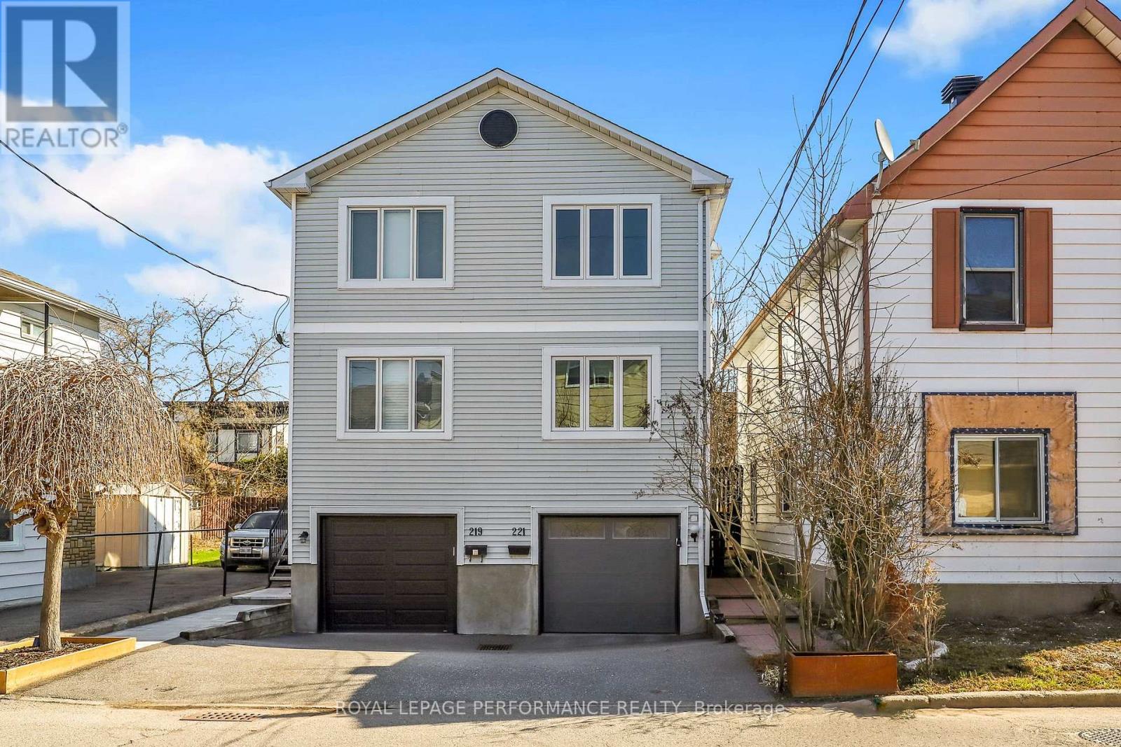 221 DESROSIERS STREET, Ottawa, Ontario