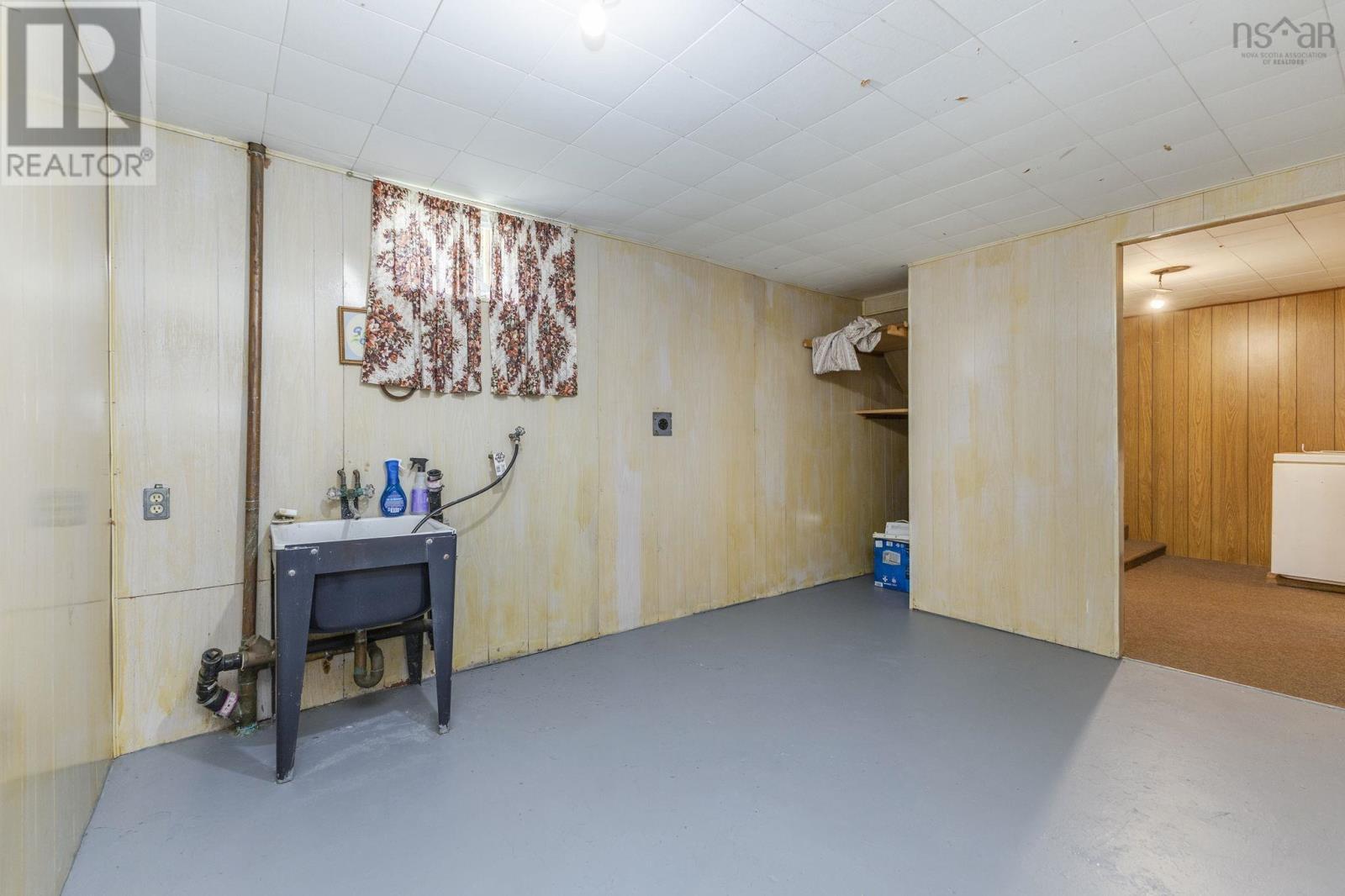 301 Faulkland Street, Pictou, Nova Scotia  B0K 1H0 - Photo 36 - 202611749