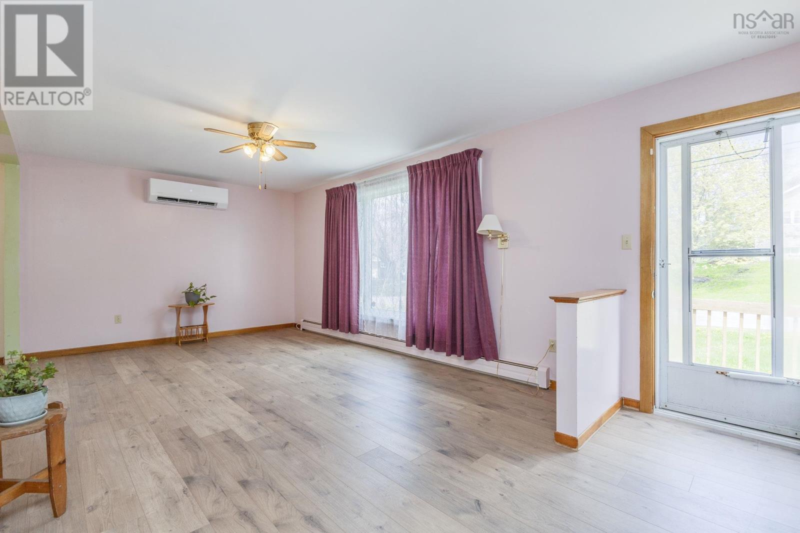 301 Faulkland Street, Pictou, Nova Scotia  B0K 1H0 - Photo 8 - 202611749