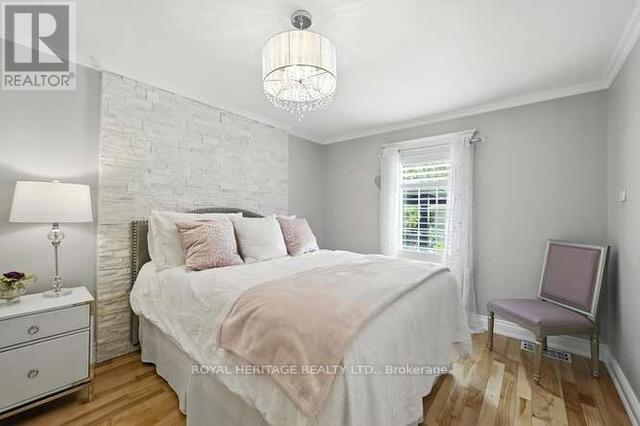 1549 Willowside Court, Pickering, Ontario  L1W 3P5 - Photo 24 - E13094252