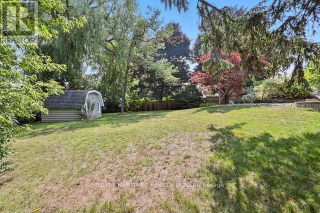 1549 Willowside Court, Pickering, Ontario  L1W 3P5 - Photo 45 - E13094252
