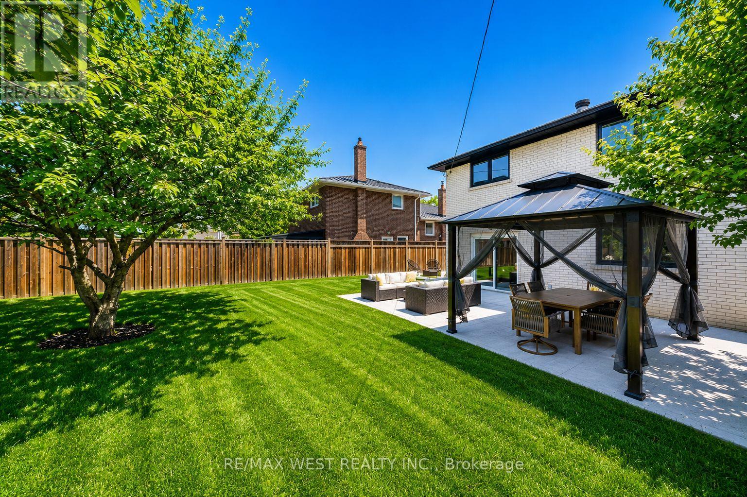 18 Torrington Drive, Toronto, Ontario  M9C 3V5 - Photo 45 - W13150326