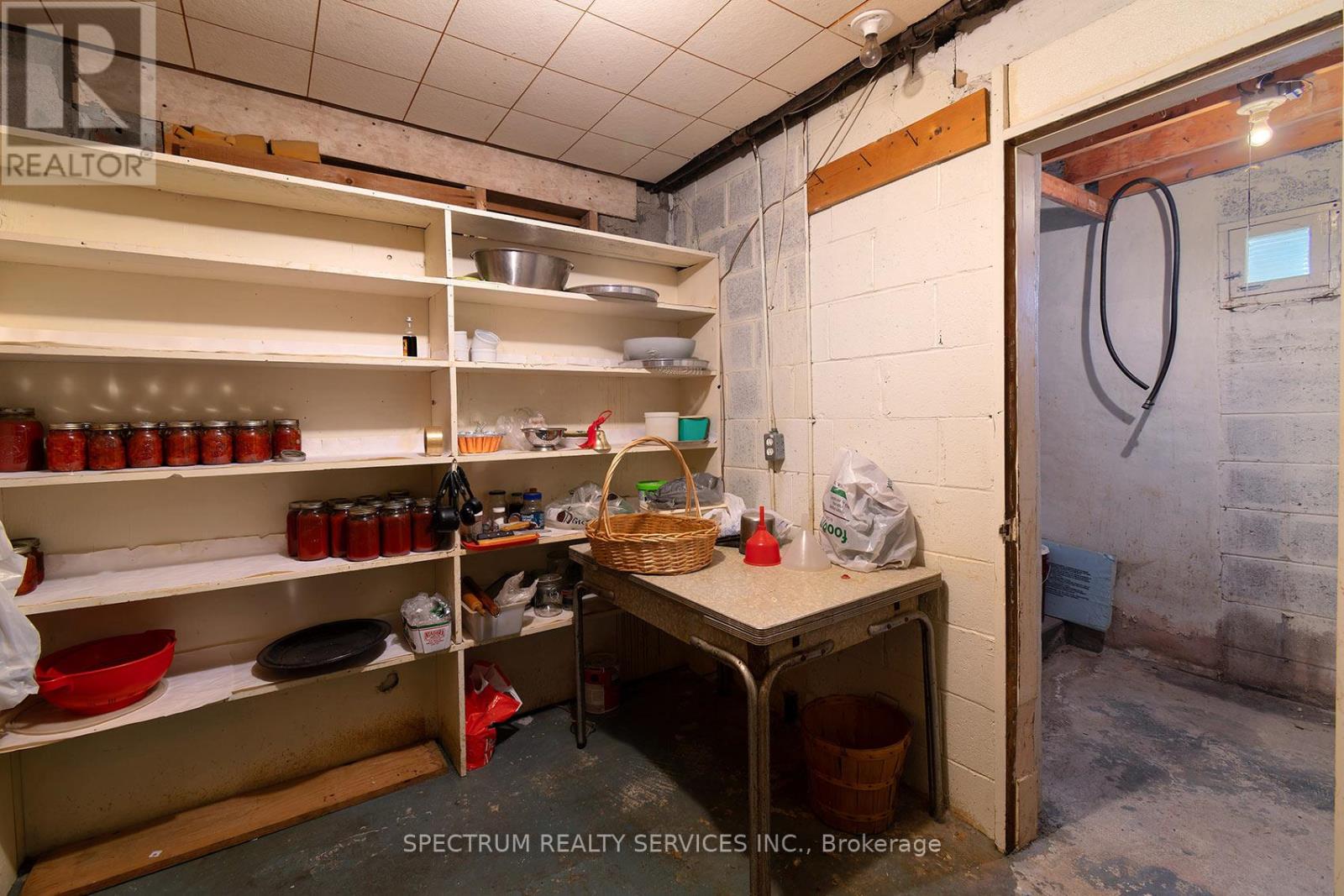 22 Barksdale Avenue, Toronto, Ontario  M3H 4S3 - Photo 37 - C13159776