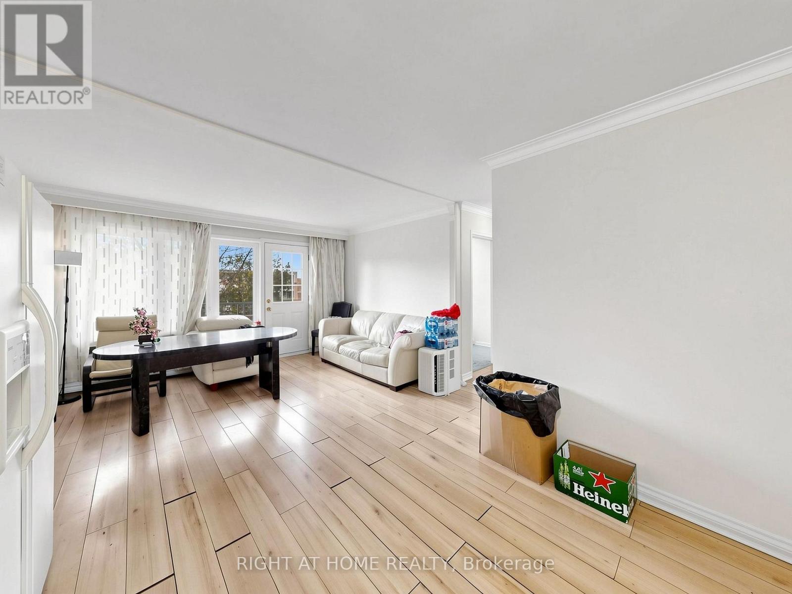 73 Garthdale Court, Toronto, Ontario  M3H 5P9 - Photo 11 - C13159784