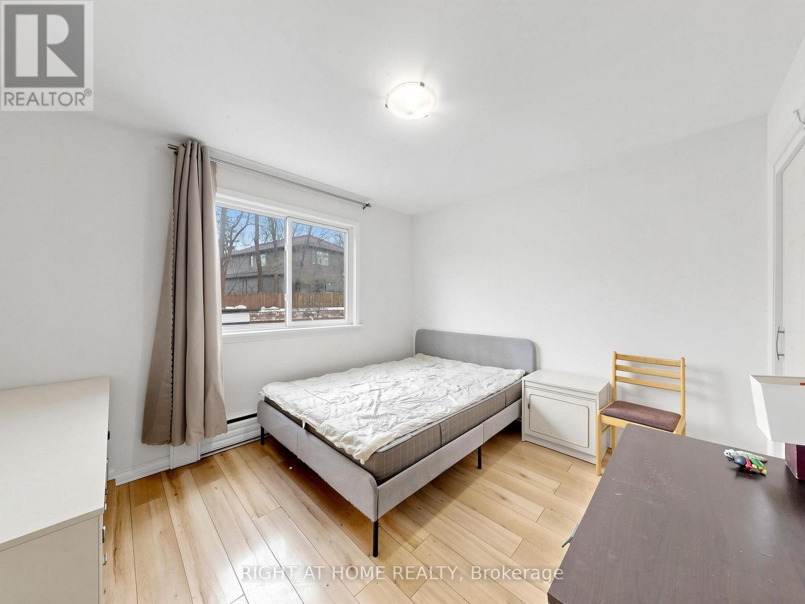 73 Garthdale Court, Toronto, Ontario  M3H 5P9 - Photo 12 - C13159784