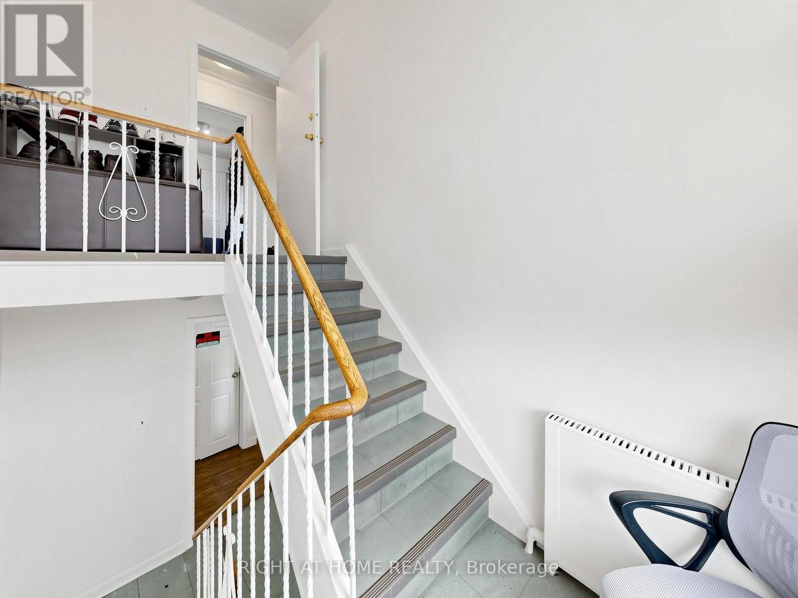 73 Garthdale Court, Toronto, Ontario  M3H 5P9 - Photo 16 - C13159784