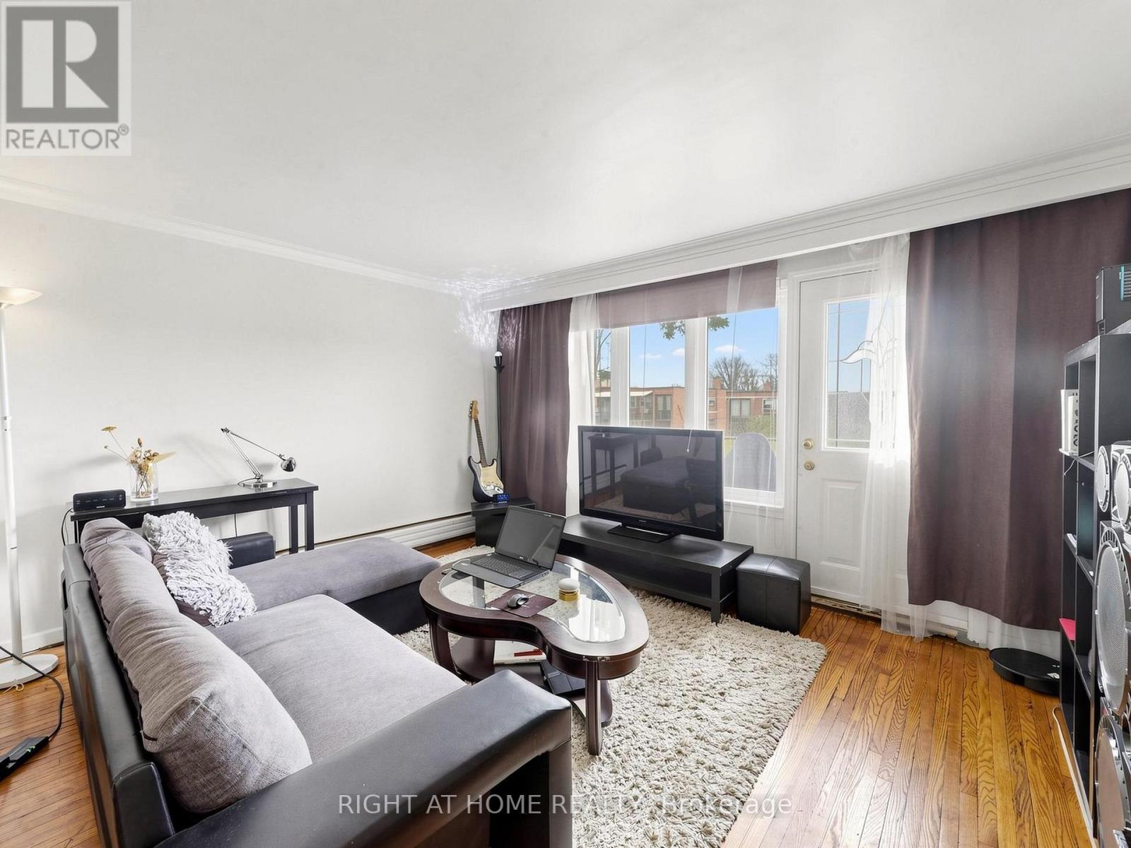 73 Garthdale Court, Toronto, Ontario  M3H 5P9 - Photo 17 - C13159784