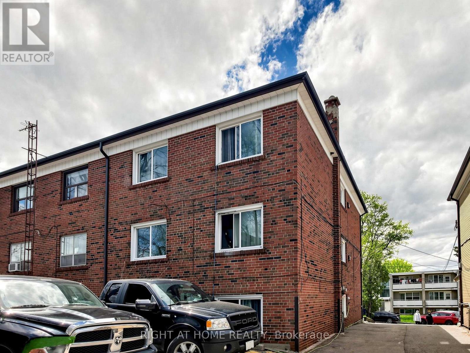 73 Garthdale Court, Toronto, Ontario  M3H 5P9 - Photo 34 - C13159784