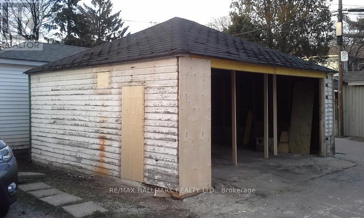107r Woodfield Road, Toronto, Ontario  M4L 2W5 - Photo 14 - E13159714