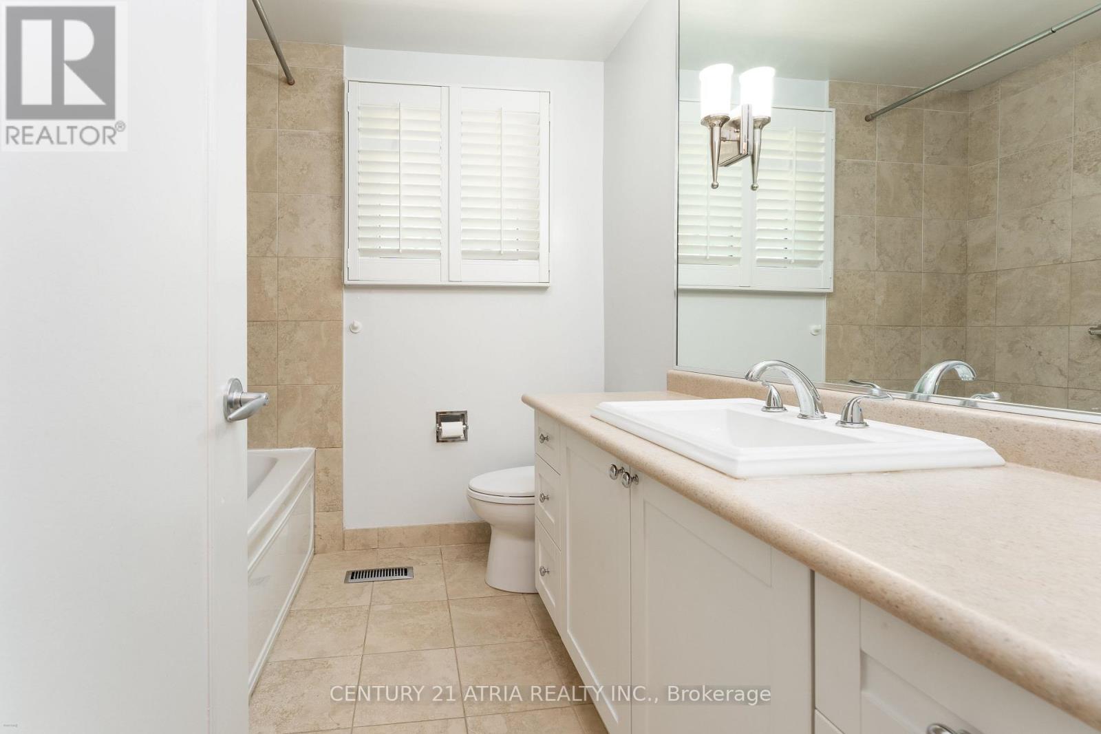 71 German Mills Road, Markham, Ontario  L3T 4H6 - Photo 19 - N13159680