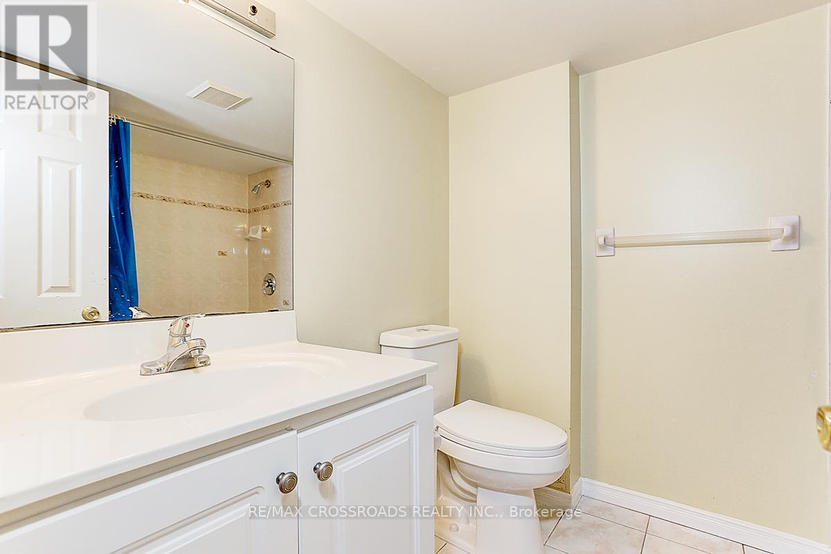 4 Lancelot Lane, Markham, Ontario  L6C 2G4 - Photo 39 - N13159688