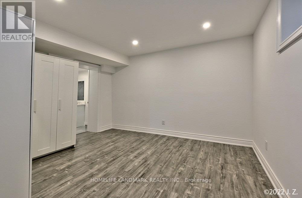 Unit#2 - 23 Pennycross Court, Vaughan, Ontario  L4L 3M6 - Photo 6 - N13159742