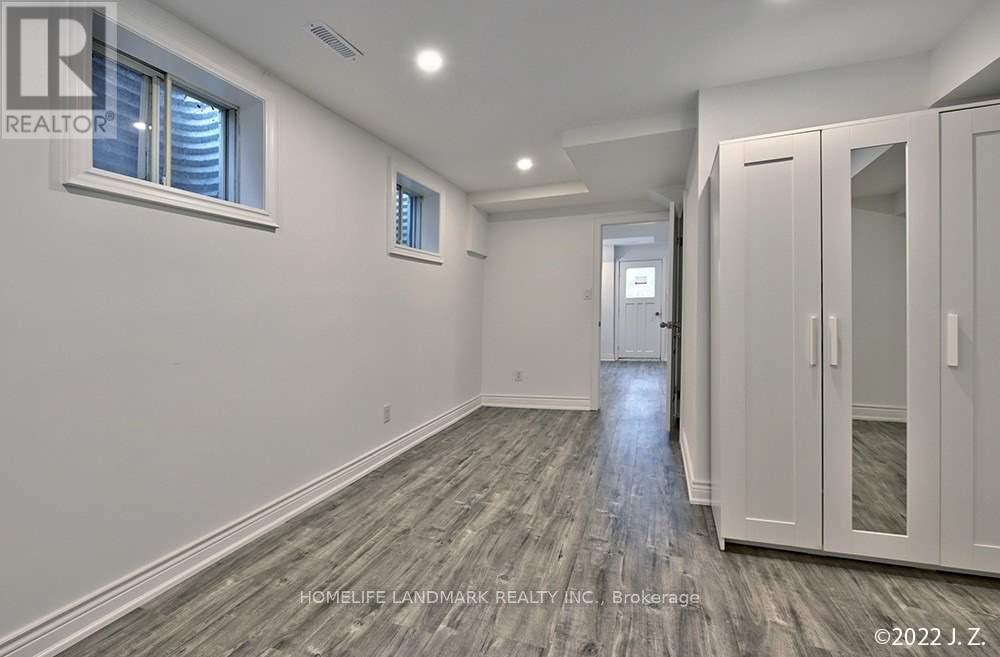 Unit#2 - 23 Pennycross Court, Vaughan, Ontario  L4L 3M6 - Photo 7 - N13159742