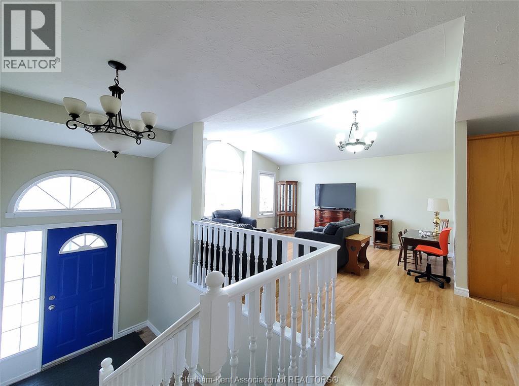 147 Garden Path, Chatham, Ontario  N7L 5M3 - Photo 4 - 26004343