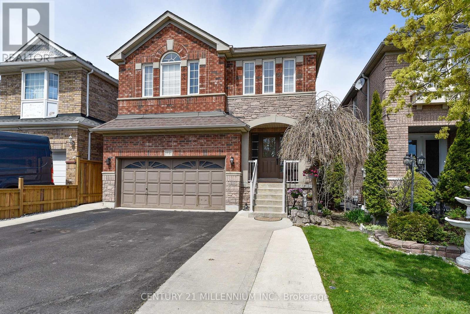 42 SWEET CLOVER CRESCENT, Brampton, Ontario