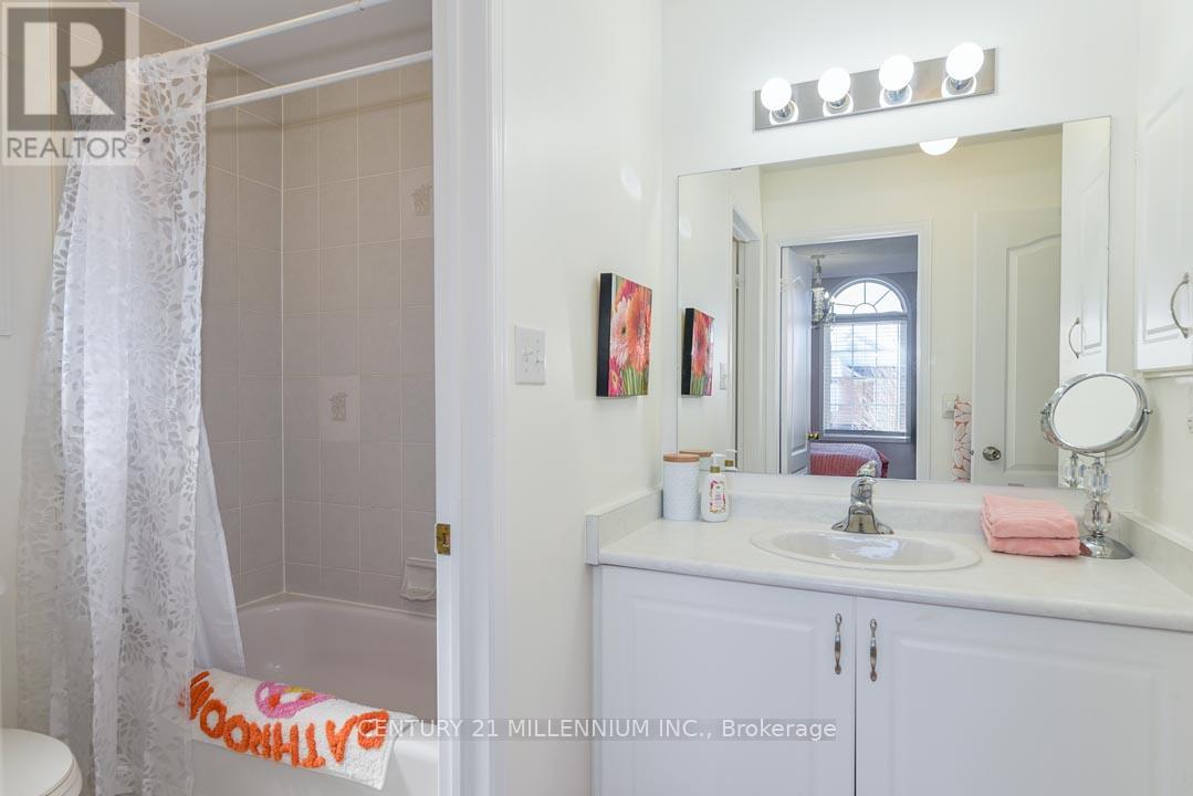 42 Sweet Clover Crescent, Brampton, Ontario  L6R 2Z9 - Photo 21 - W13159668