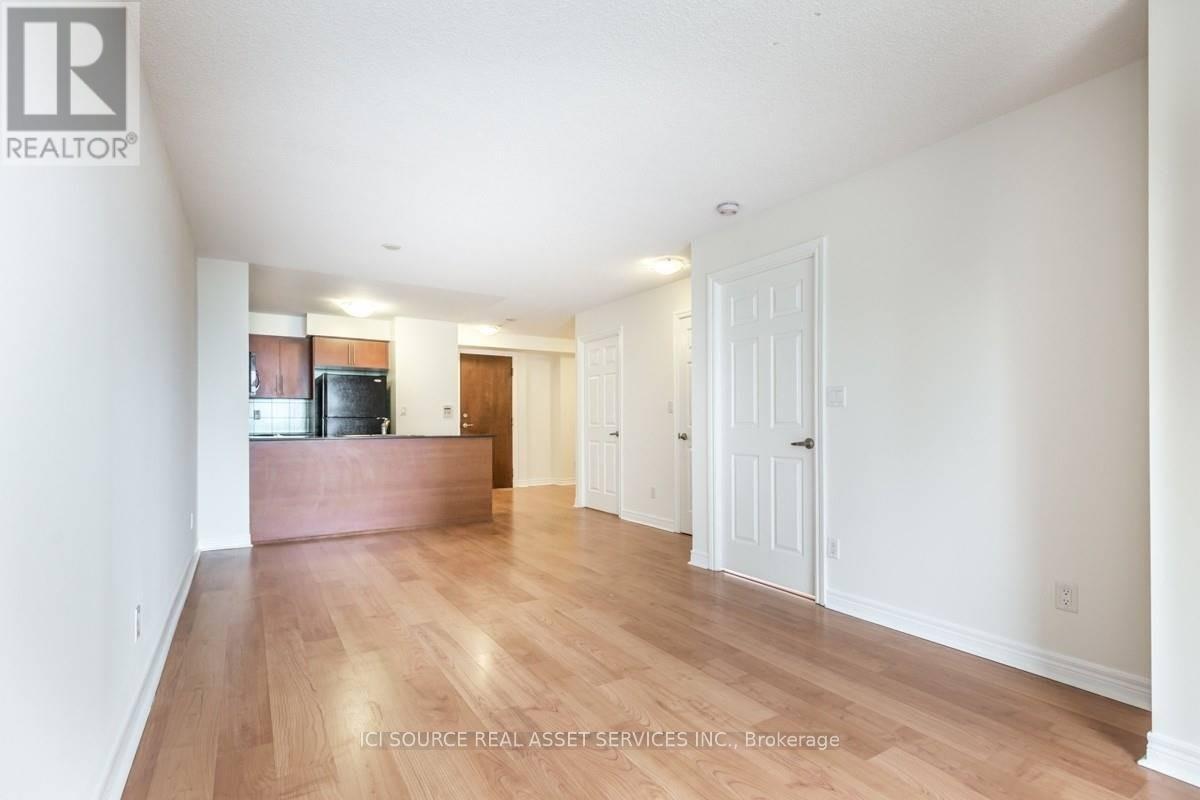 1207 - 310 Burnhamthorpe Road W, Mississauga, Ontario  L5B 4P9 - Photo 2 - W13159754