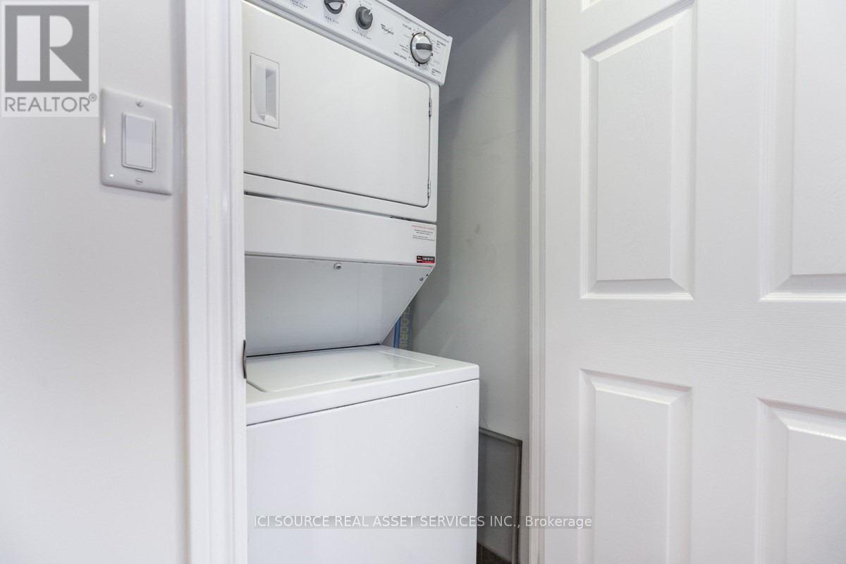1207 - 310 Burnhamthorpe Road W, Mississauga, Ontario  L5B 4P9 - Photo 6 - W13159754