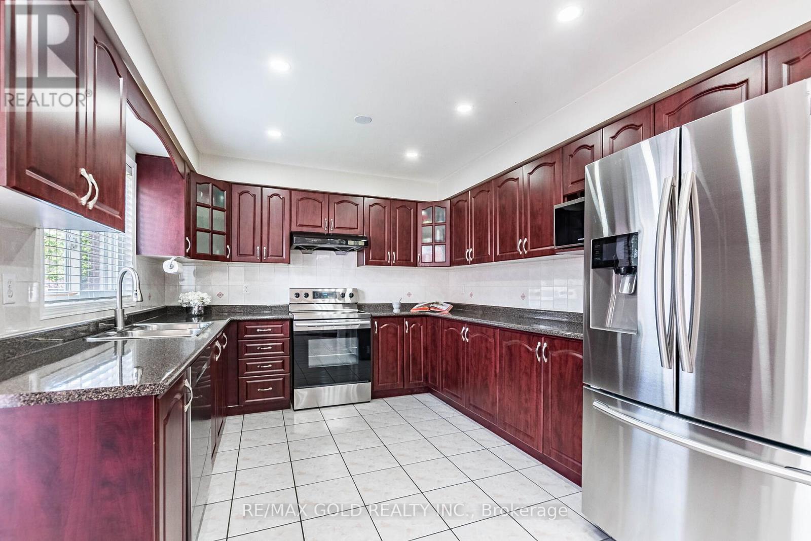 96 Brisdale Drive, Brampton, Ontario  L7A 1S5 - Photo 14 - W13159758