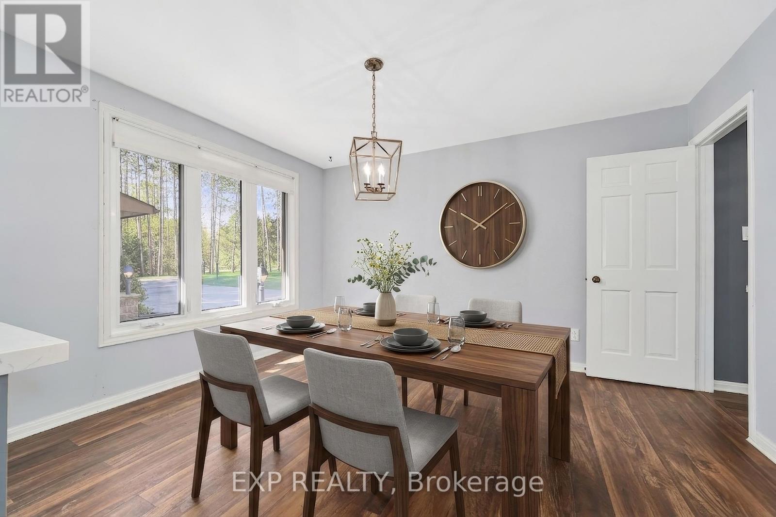7985 Cedarbrook Trail, Whitby, Ontario  L1M 1L9 - Photo 14 - E13153656