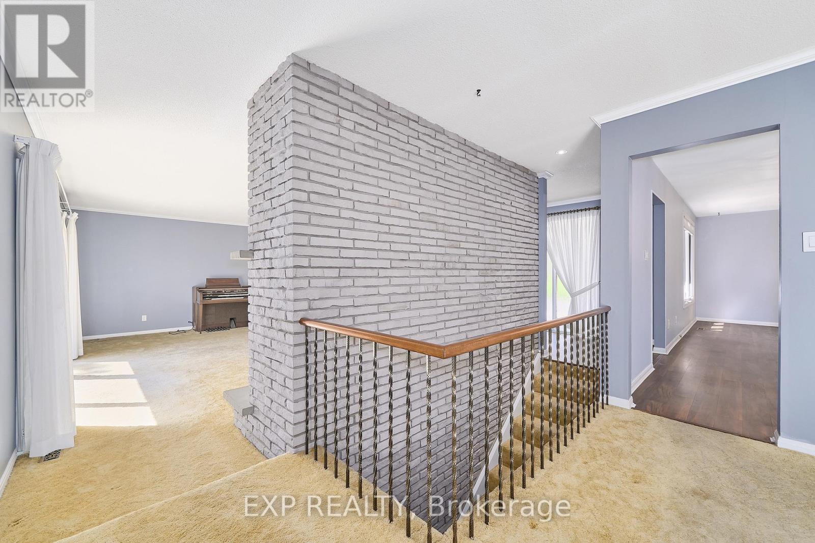 7985 Cedarbrook Trail, Whitby, Ontario  L1M 1L9 - Photo 22 - E13153656