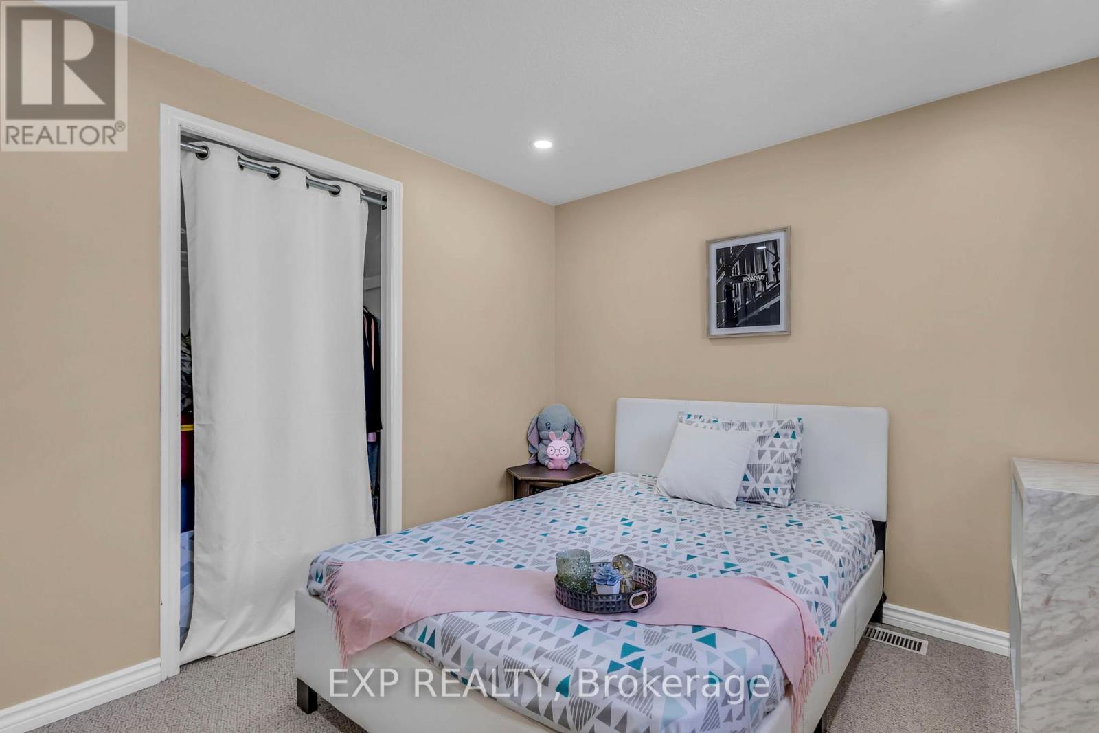 146 Bechtel Drive, Kitchener, Ontario  N2P 1S3 - Photo 28 - X13159710