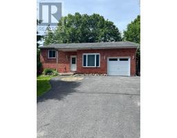 2 CARIBOU AVENUE, Ottawa, Ontario